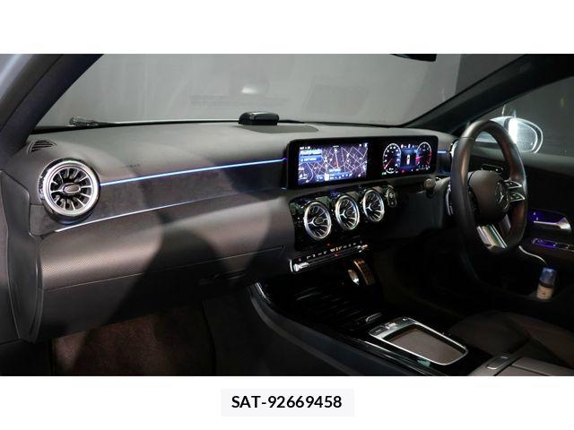 Mercedes Benz A-CLASS 2024-10 7725424-12