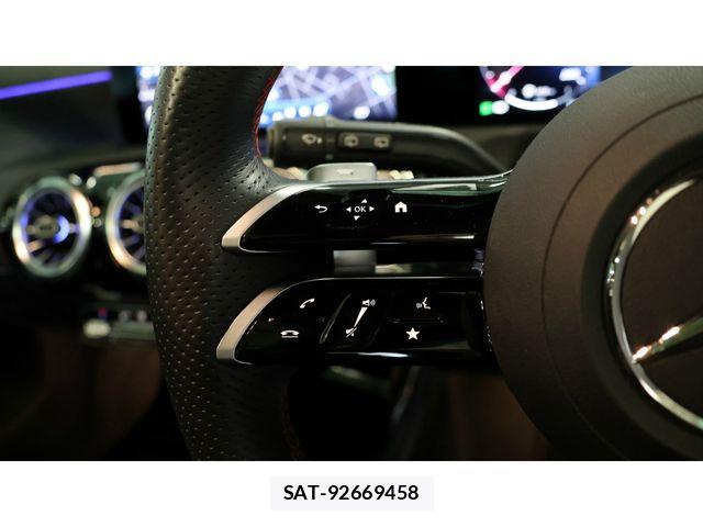 Mercedes Benz A-CLASS 2024-10 7725424-15