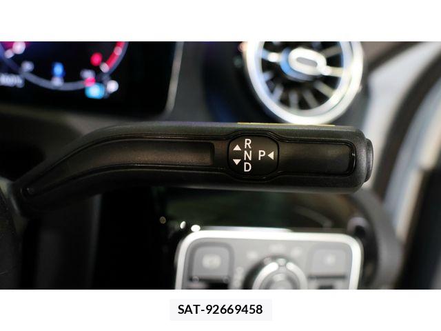 Mercedes Benz A-CLASS 2024-10 7725424-17