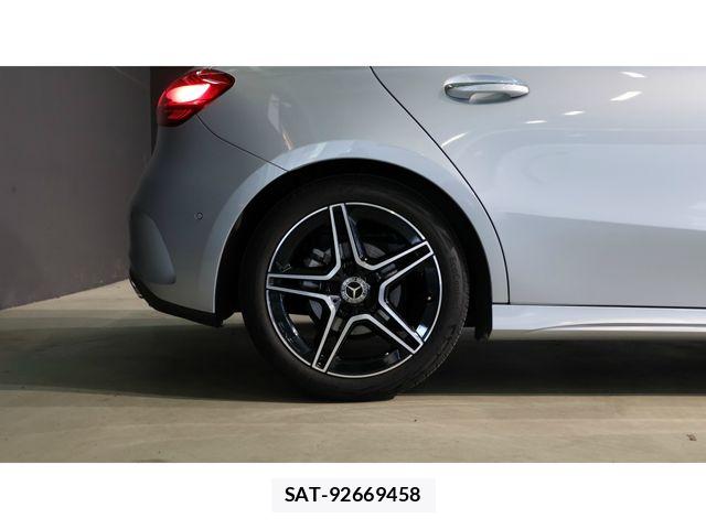 Mercedes Benz A-CLASS 2024-10 7725424-25
