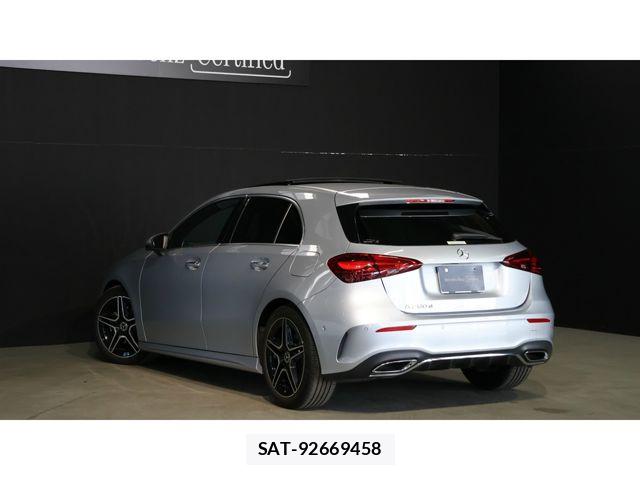 Mercedes Benz A-CLASS 2024-10 7725424-2