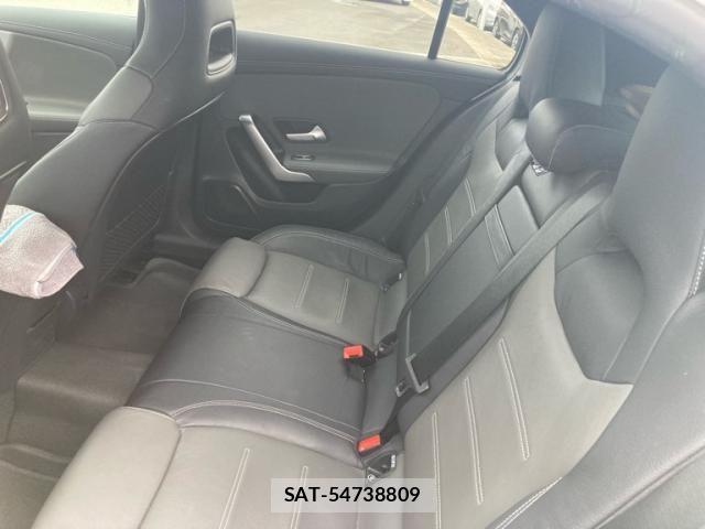 Mercedes Benz A-CLASS 2019-10 7725436-13