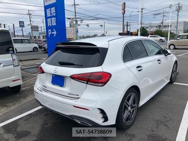Mercedes Benz A-CLASS 2019-10 7725436-2