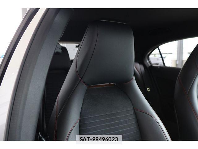 Mercedes Benz A-CLASS 2014-08 7725440-21