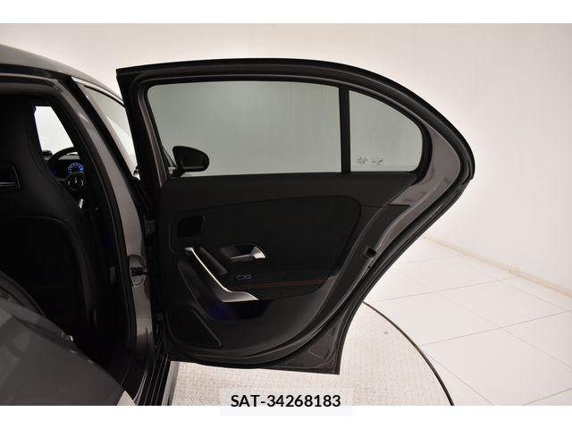 Mercedes Benz A-CLASS 2025-02 7725425-13