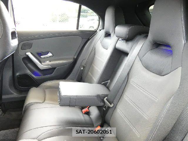 Mercedes Benz A-CLASS 2019-08 7725434-28
