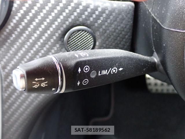 Mercedes Benz A-CLASS 2013-06 7786851-16