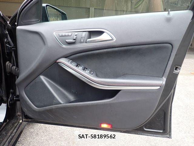 Mercedes Benz A-CLASS 2013-06 7786851-17