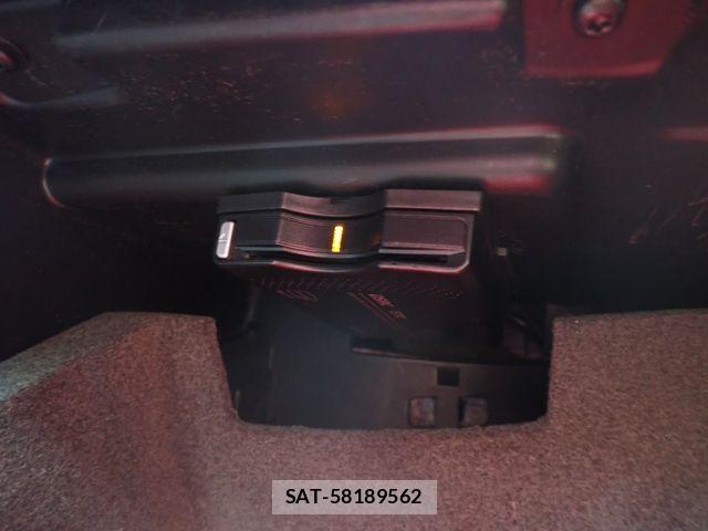 Mercedes Benz A-CLASS 2013-06 7786851-24