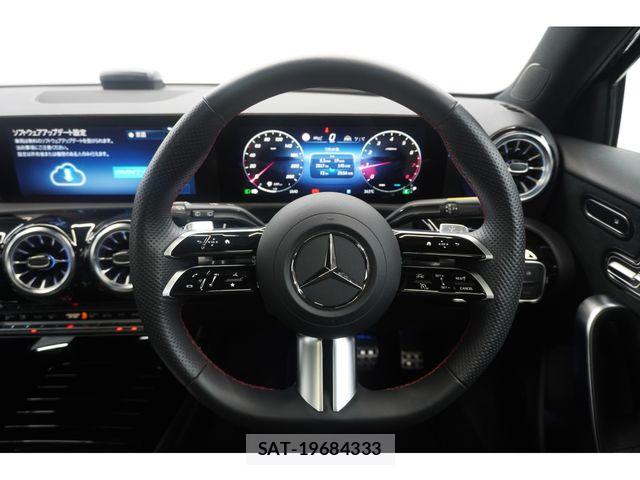 Mercedes Benz A-CLASS 2024-08 7786848-15