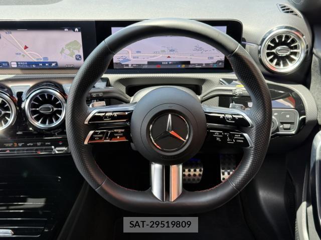 Mercedes Benz A-CLASS 2024-02 7877628-10