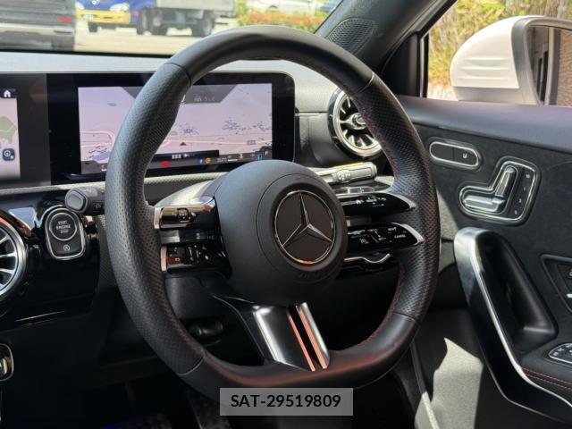 Mercedes Benz A-CLASS 2024-02 7877628-12