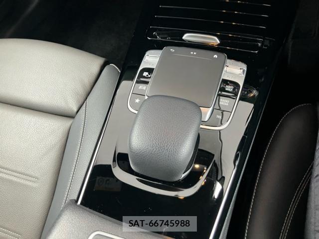 Mercedes Benz A-CLASS 2020-11 7877633-16