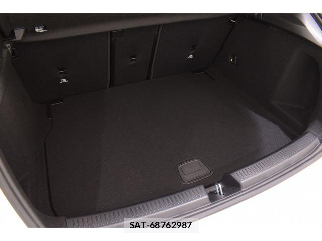 Mercedes Benz A-CLASS 2021-10 7877630-17