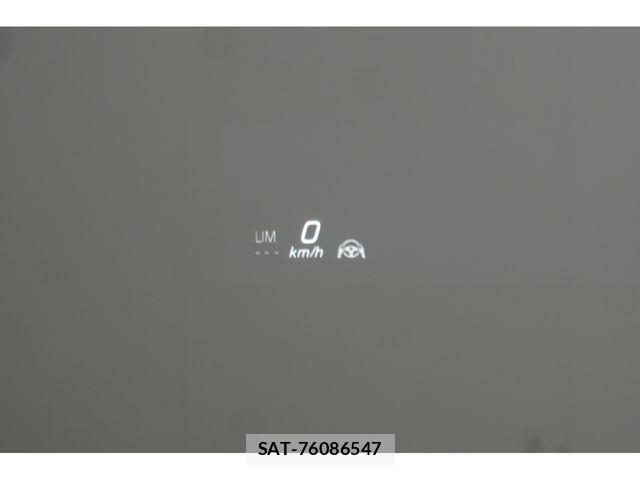Mercedes Benz A-CLASS 2024-05 7962550-12