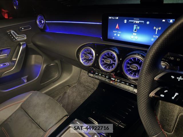 Mercedes Benz A-CLASS 2024-06 7962552-9
