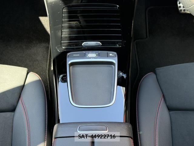 Mercedes Benz A-CLASS 2024-06 7962552-27