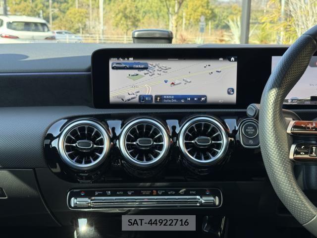 Mercedes Benz A-CLASS 2024-06 7962552-28