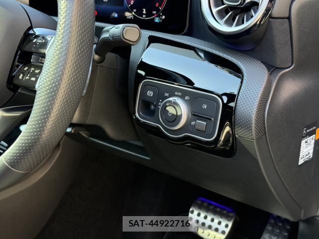 Mercedes Benz A-CLASS 2024-06 7962552-29