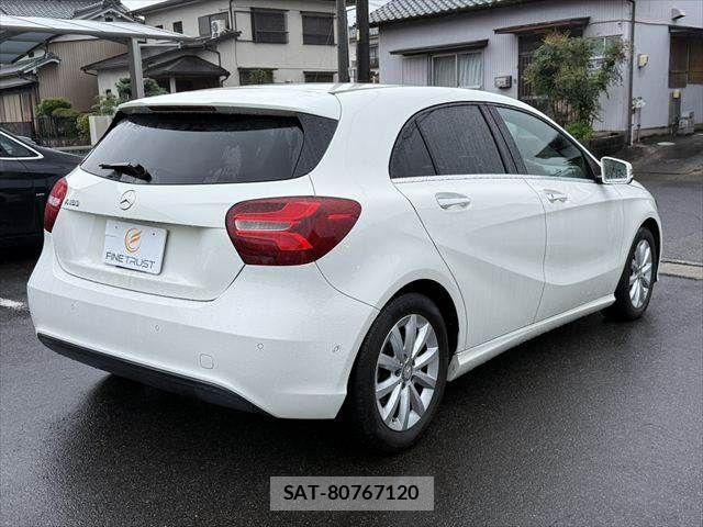 Mercedes Benz A-CLASS 2016-02 7962554-13