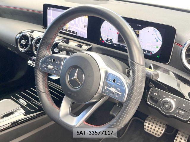 Mercedes Benz A-CLASS 2019-07 7979886-12
