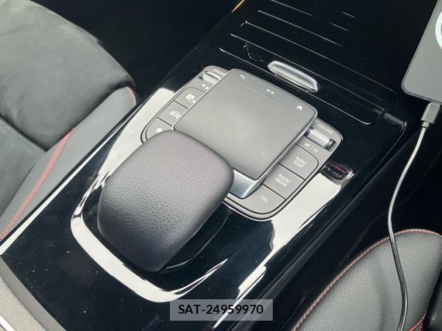 Mercedes Benz A-CLASS 2021-12 7979878-18