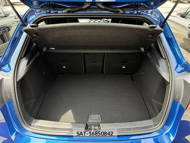 Mercedes Benz A-CLASS 2024-12 8036630-11