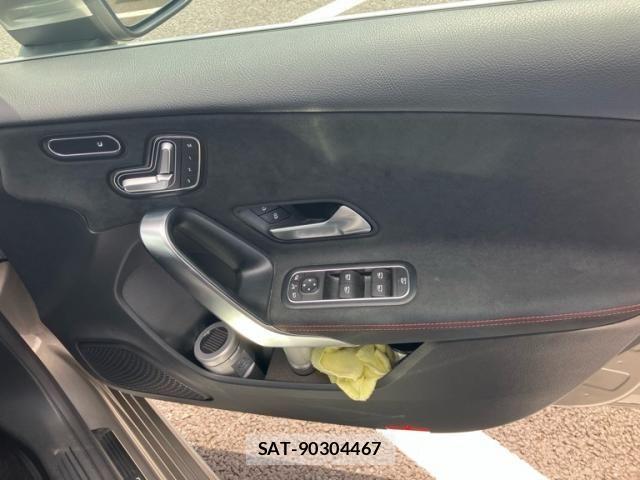 Mercedes Benz A-CLASS 2019-06 8036633-13