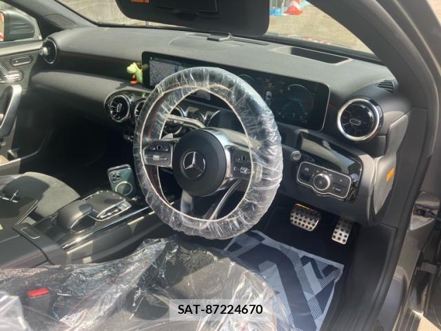 Mercedes Benz A-CLASS 2019-12 8074507-17