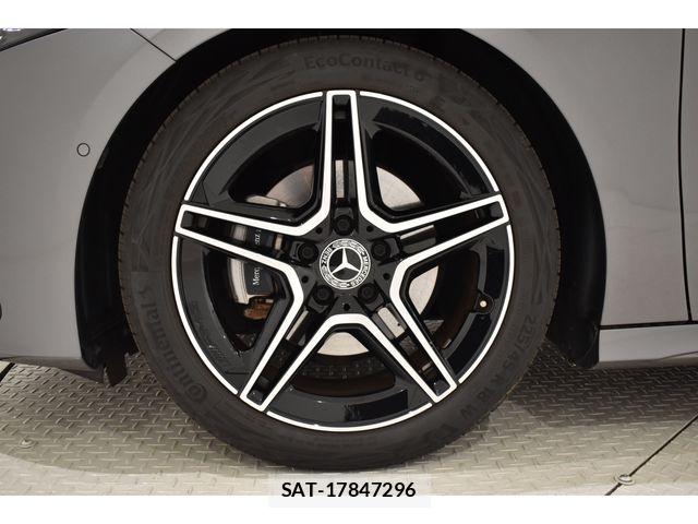 Mercedes Benz A-CLASS 2025-02 8074508-23