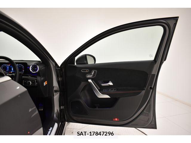 Mercedes Benz A-CLASS 2025-02 8074508-3