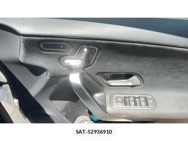 Mercedes Benz A-CLASS 2019-05 8074509-12