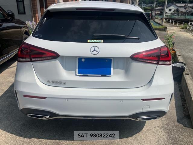 Mercedes Benz A-CLASS 2020-03 8100327-3