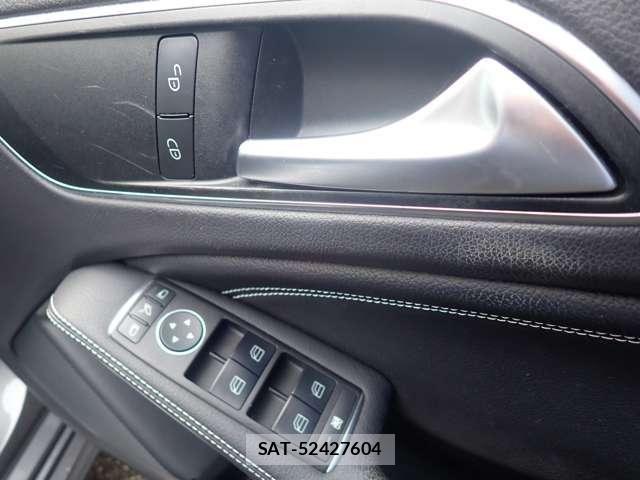 Mercedes Benz A-CLASS 2014-04 8100332-14