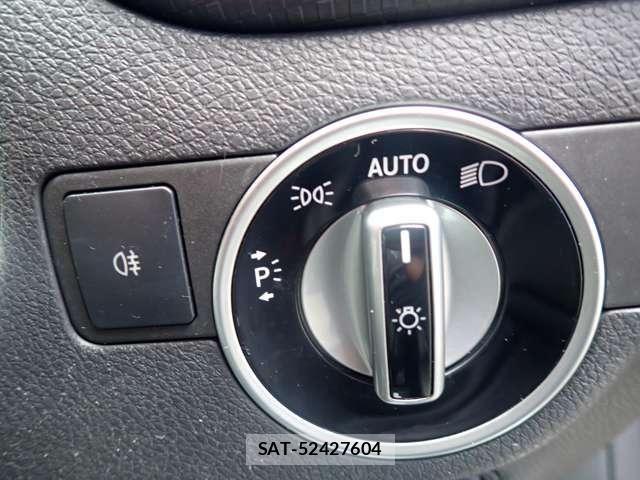 Mercedes Benz A-CLASS 2014-04 8100332-15