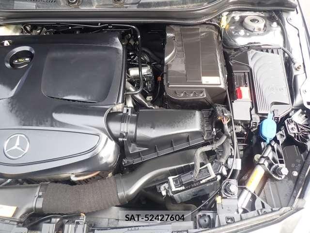 Mercedes Benz A-CLASS 2014-04 8100332-26