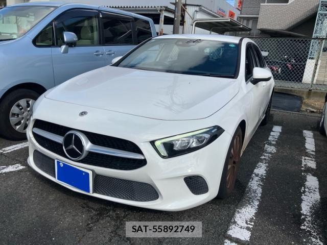 Mercedes Benz A-CLASS 2021-09 8100330-1