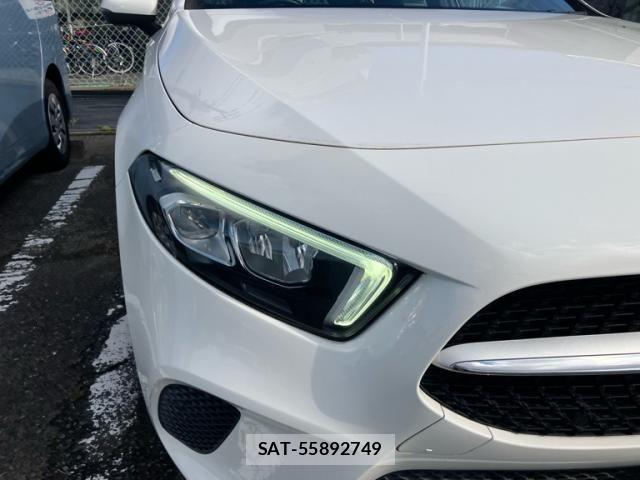 Mercedes Benz A-CLASS 2021-09 8100330-3