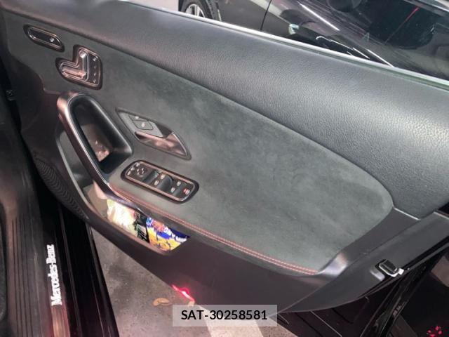 Mercedes Benz A-CLASS 2018-12 8100329-10