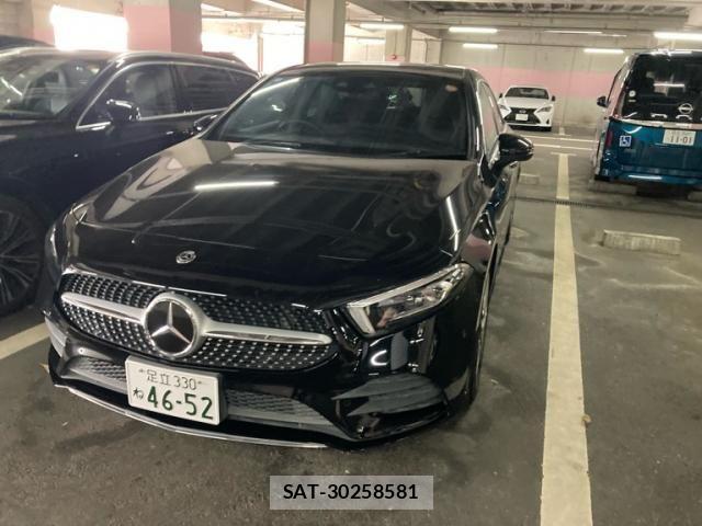 Mercedes Benz A-CLASS 2018-12 8100329-2