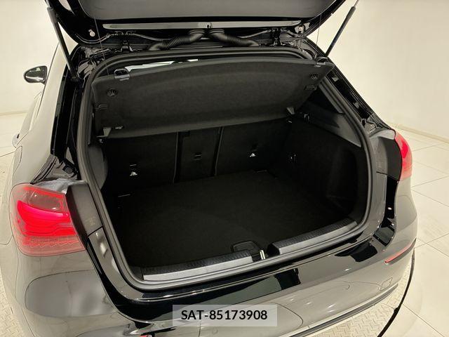 Mercedes Benz A-CLASS 2025-04 8100326-15
