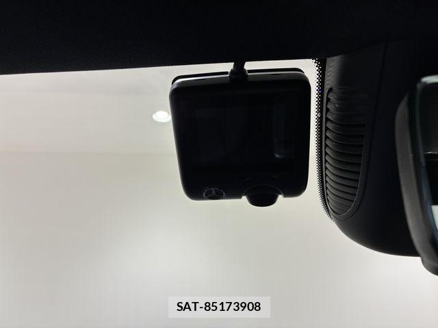 Mercedes Benz A-CLASS 2025-04 8100326-6