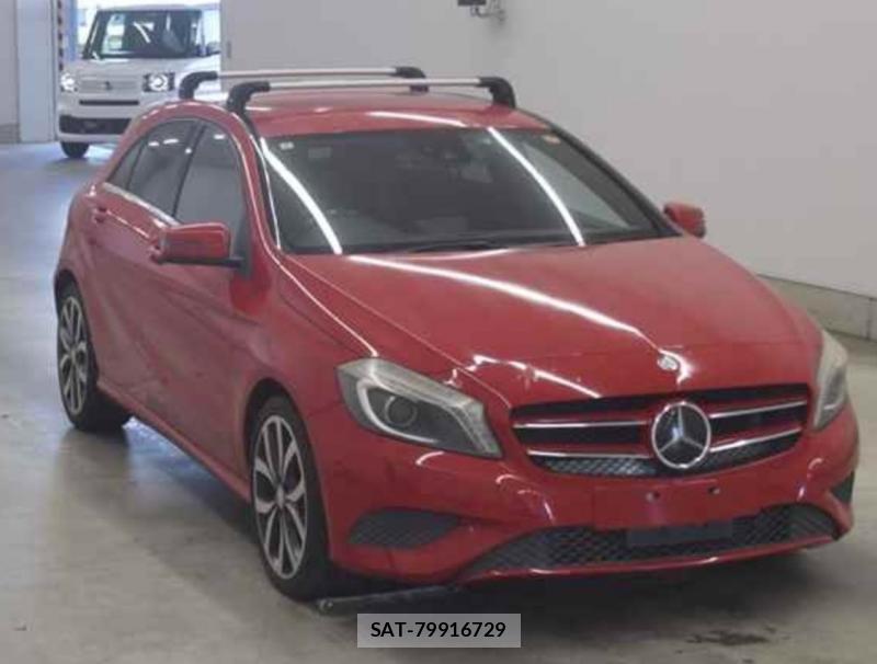 Mercedes Benz A-CLASS 2014-03 8135316-0