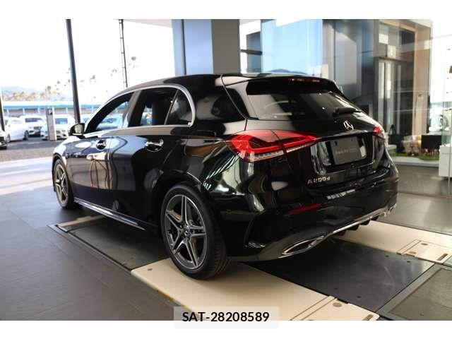 Mercedes Benz A-CLASS 2021-09 8131130-5