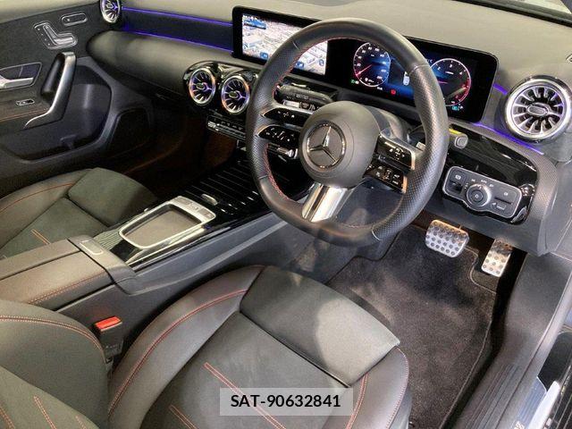 Mercedes Benz A-CLASS 2023-10 8146133-1