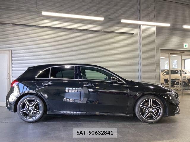 Mercedes Benz A-CLASS 2023-10 8146133-2