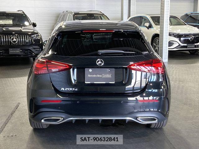 Mercedes Benz A-CLASS 2023-10 8146133-3