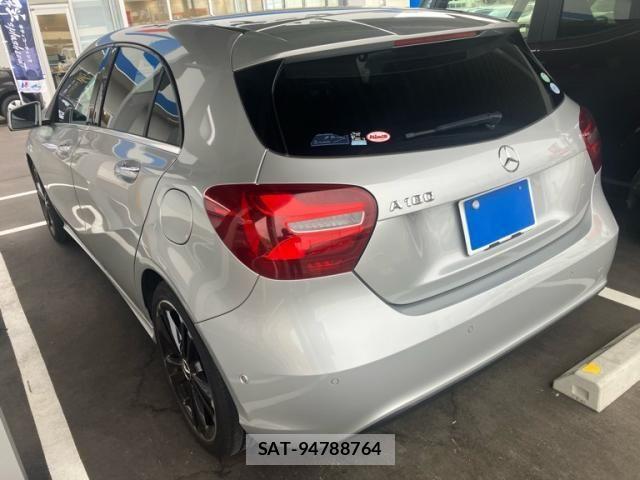 Mercedes Benz A-CLASS 2016-06 8158768-1
