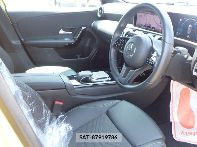 Mercedes Benz A-CLASS 2021-07 8158758-1