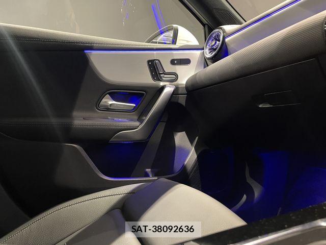 Mercedes Benz A-CLASS 2025-08 8158766-14